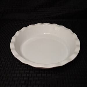 Bia Cordon Bleu 9" White Scalloped Ceramic Pie Plate/Dish Bakeware